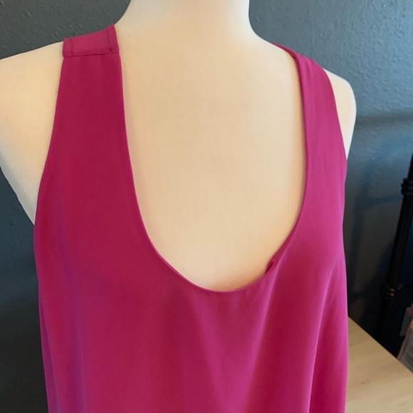 🩷💜Open Back Flow Top💜🩷 - Picture 5 of 8